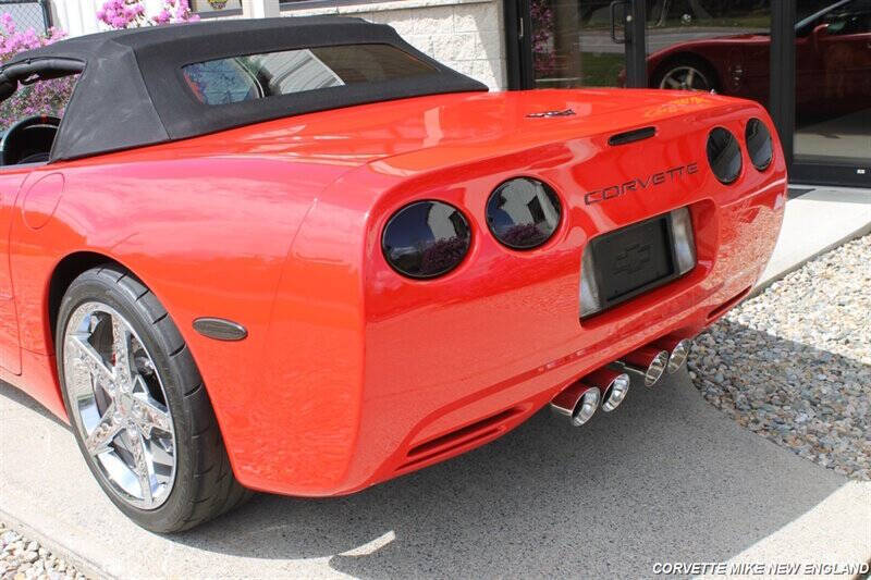 2001 Chevrolet Corvette 15