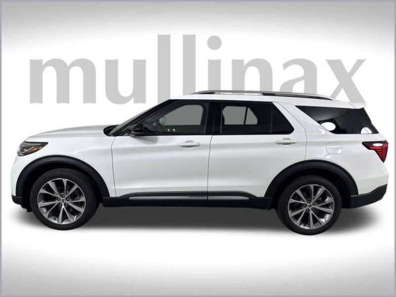 2025 Ford Explorer Platinum