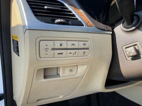 2015 Hyundai Genesis