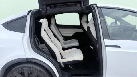 2023 Tesla Model X Standard Range