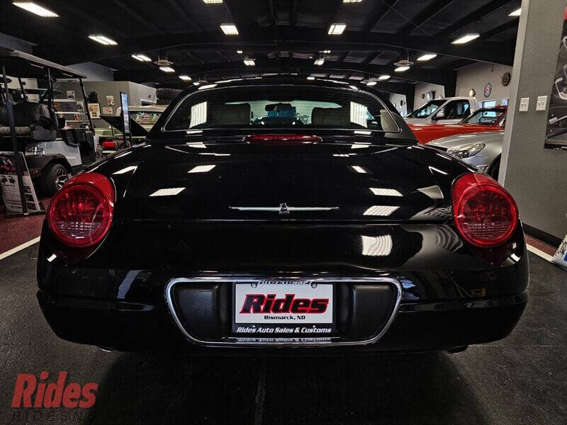 2005 Ford Thunderbird Deluxe