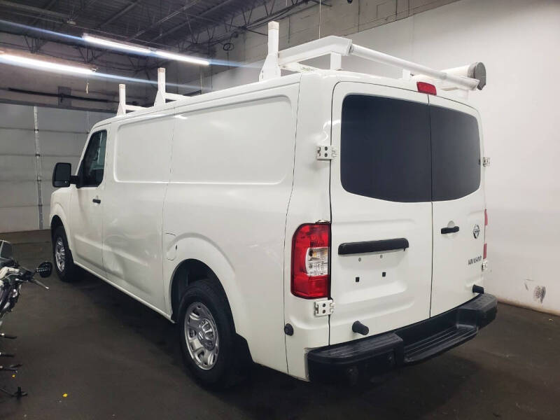 2017 Nissan NV 1500 S