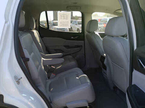 2017 GMC Acadia SLT-1