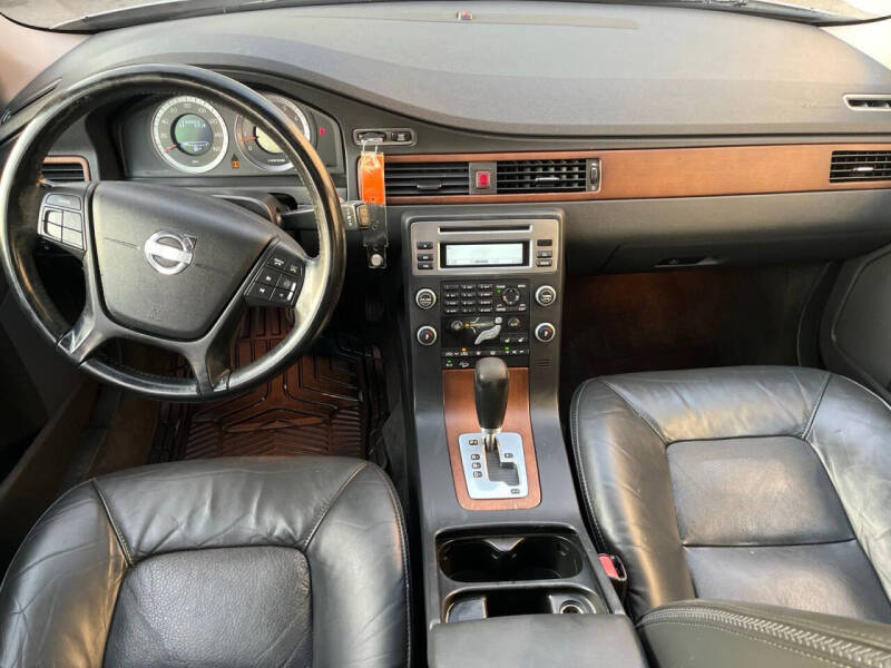 2010 Volvo XC70 3.2