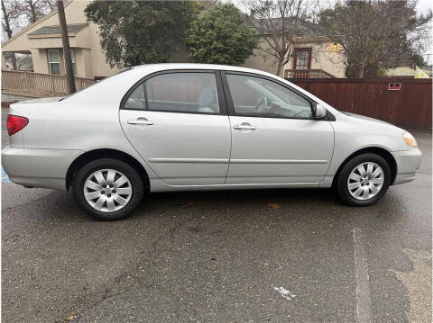 2004 Toyota Corolla