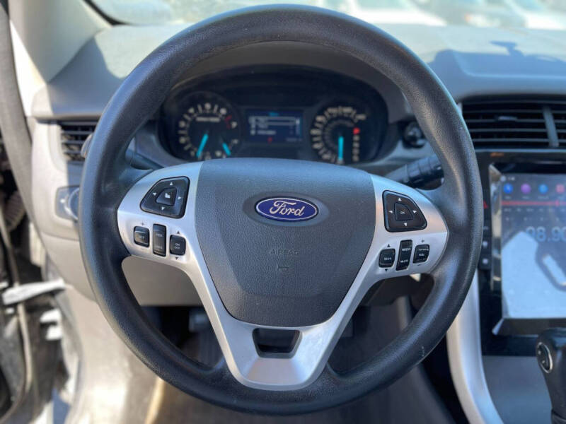 2014 Ford Edge SE