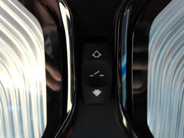 2024 BMW 3 Series 330i