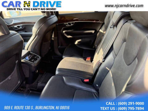 2016 Volvo XC90 T6 Momentum