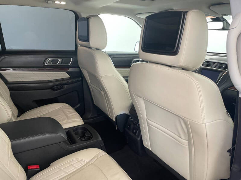 2019 Ford Explorer Platinum