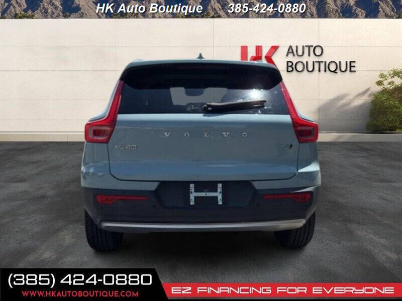 2019 Volvo XC40 T5 Momentum