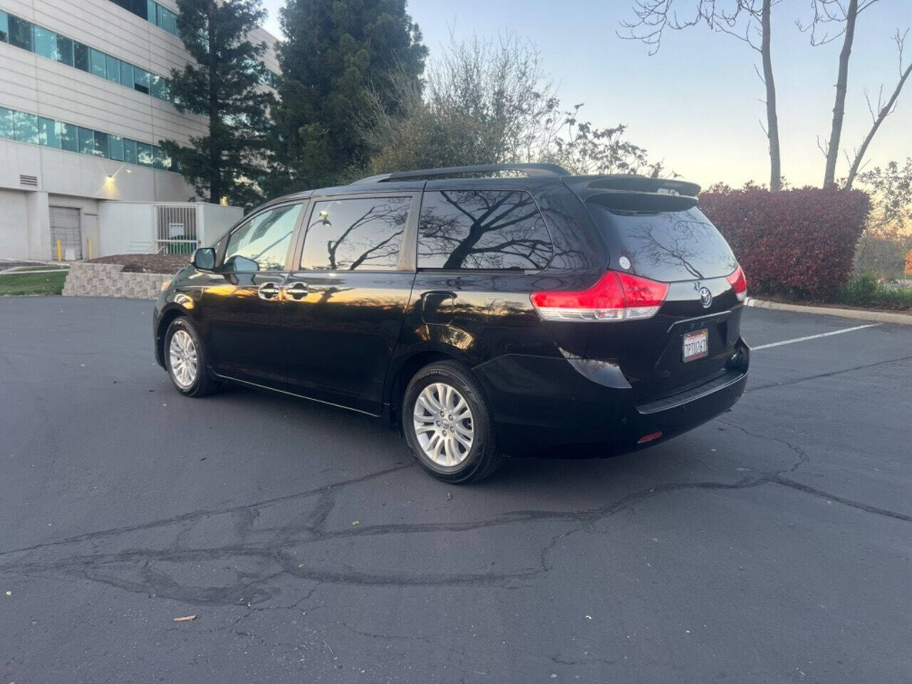 2014 Toyota Sienna for sale at Barakat Auto Sales LLC in Sacramento, CA