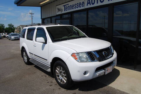2010 Nissan Pathfinder LE