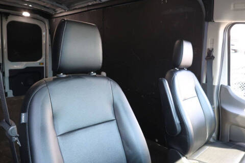 2025 Ford Transit 250