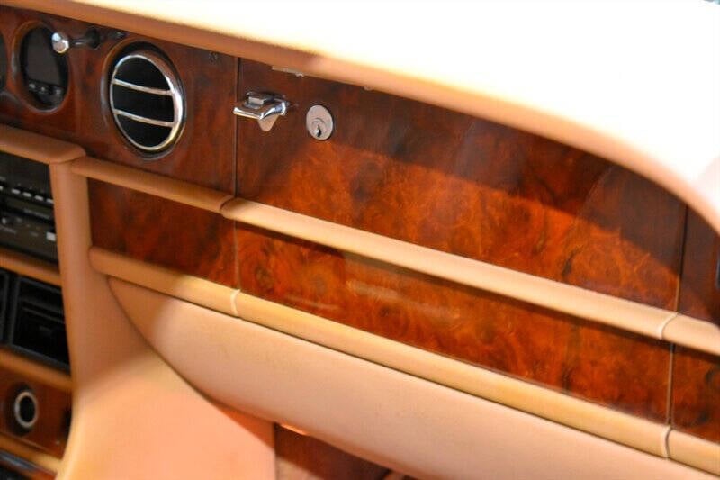 1988 Rolls-Royce Corniche null photo 18