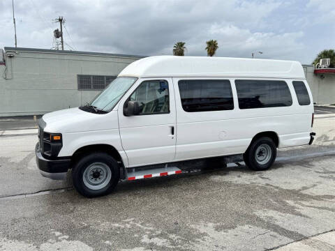 2013 Ford E-Series E-150