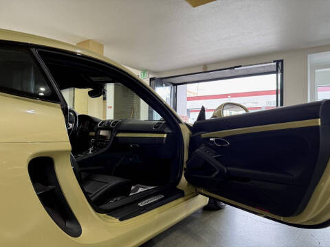 2015 Porsche Cayman GTS