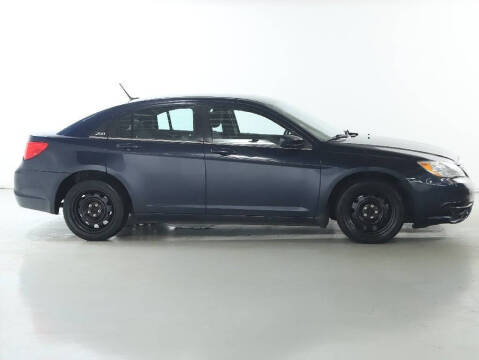 2014 Chrysler 200 LX