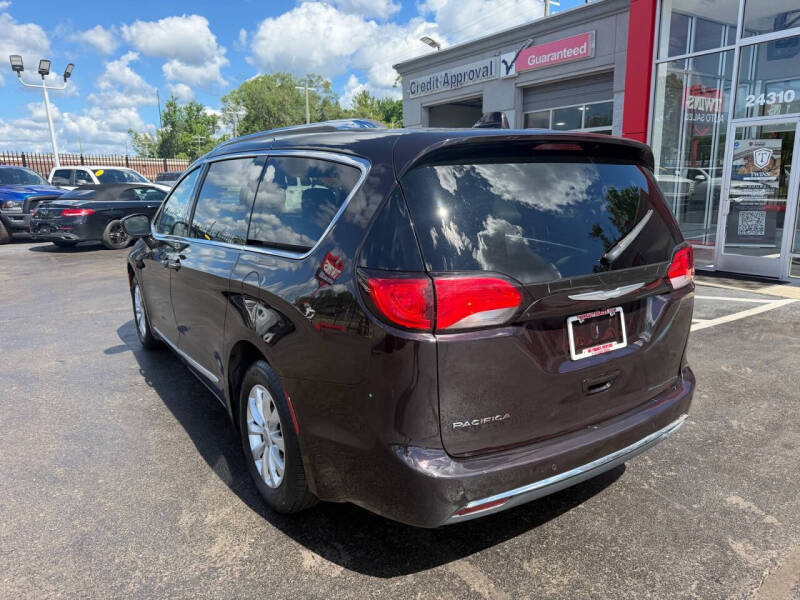 2018 Chrysler Pacifica Touring L
