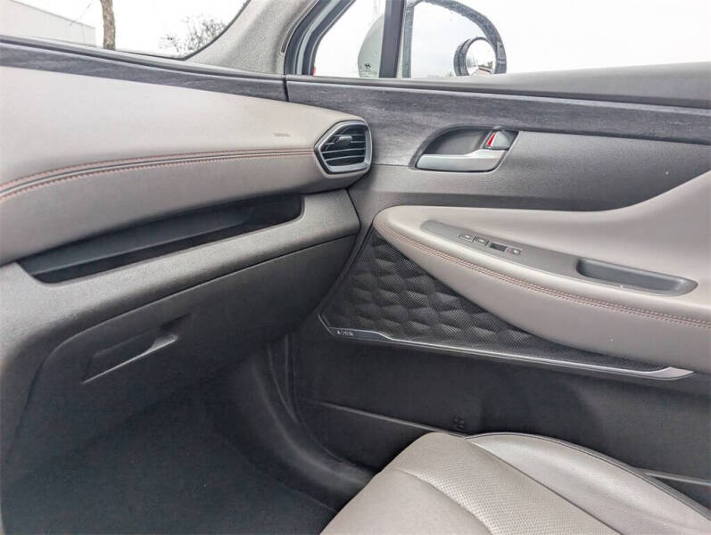 2019 Hyundai Santa Fe Ultimate 2.4L