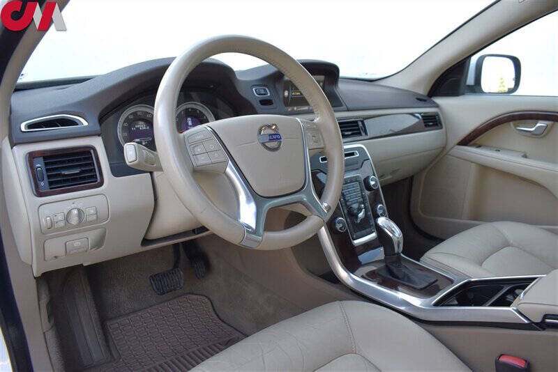 2013 Volvo XC70 T6 Premier Plus