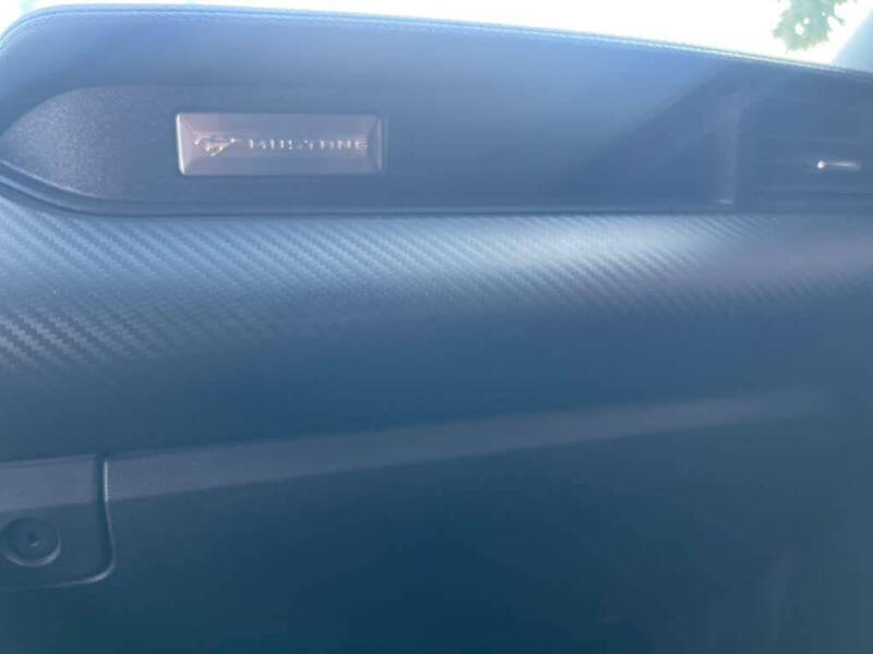 2019 Ford Mustang EcoBoost