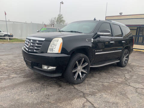 2007 Cadillac Escalade for sale at AJOULY AUTO SALES in Moore OK