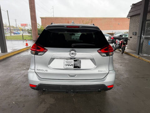 2017 Nissan Rogue SV