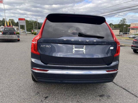 2024 Volvo XC90 Recharge T8 Ultimate Bright Theme 7P