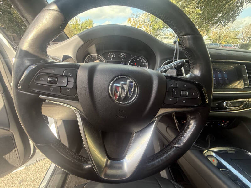 2022 Buick Enclave Essence