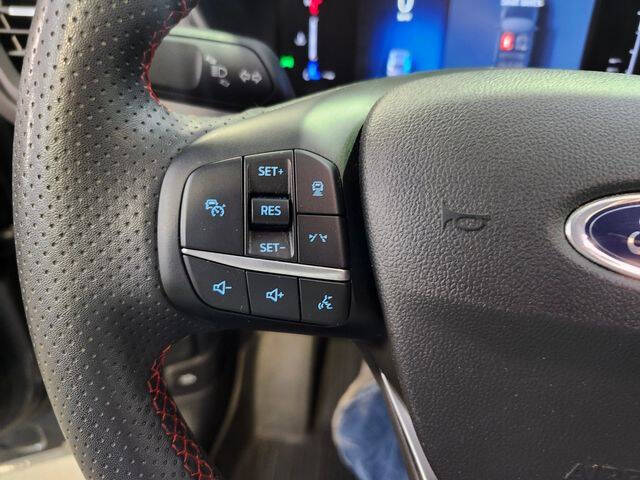 2023 Ford Escape Hybrid ST-Line