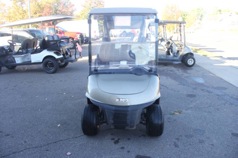 2020 E-Z-GO RXV ELiTE