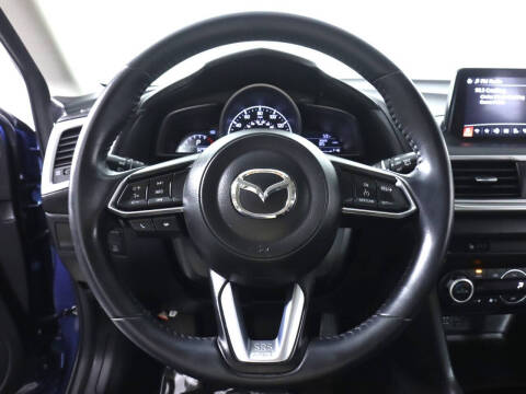 2017 Mazda MAZDA3 Touring