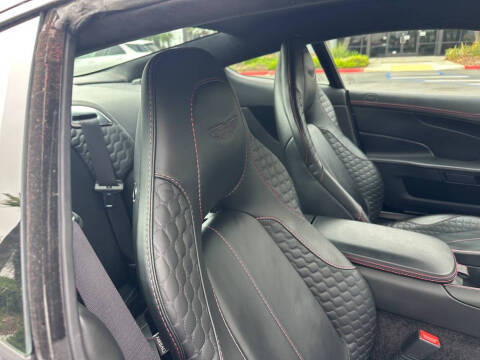 2016 Aston Martin Vanquish