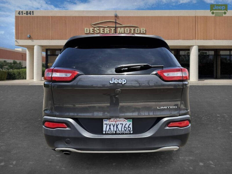 2016 Jeep Cherokee