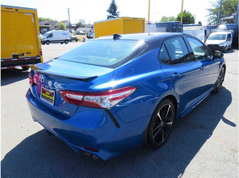 2020 Toyota Camry XSE