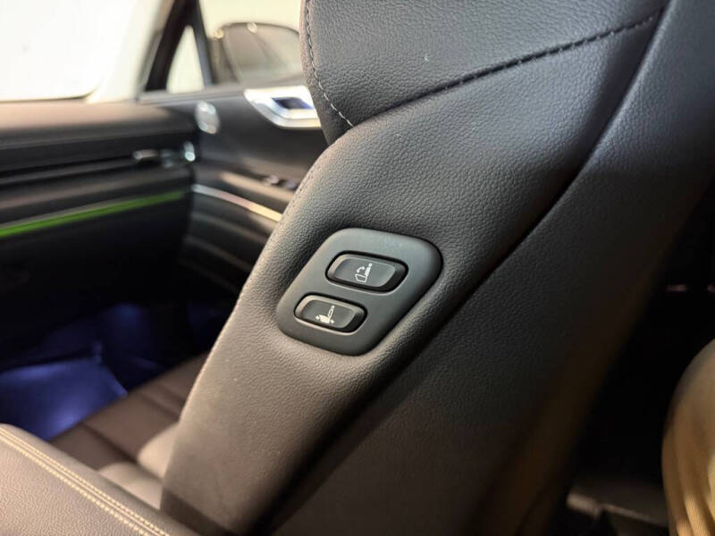 2023 Genesis GV80 2.5T