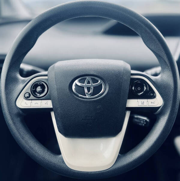 2017 Toyota Prius Two