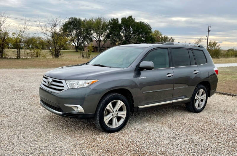 2013 Toyota Highlander for sale at Waco Autos in Lorena TX