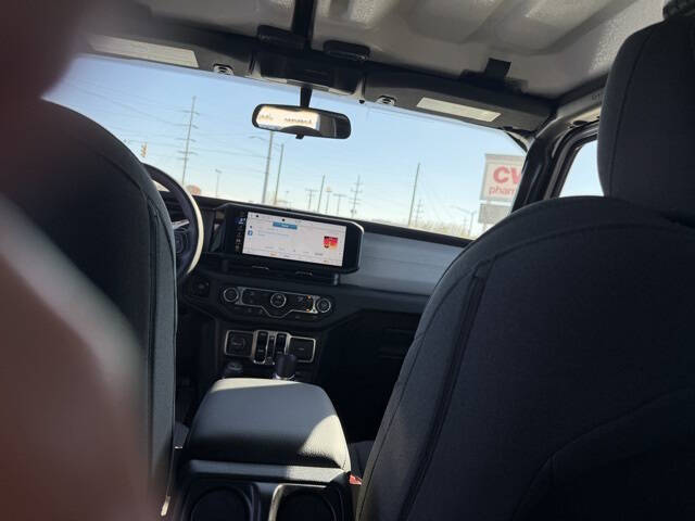 2025 Jeep Gladiator NightHawk