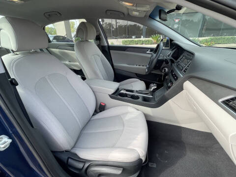 2017 Hyundai Sonata SE