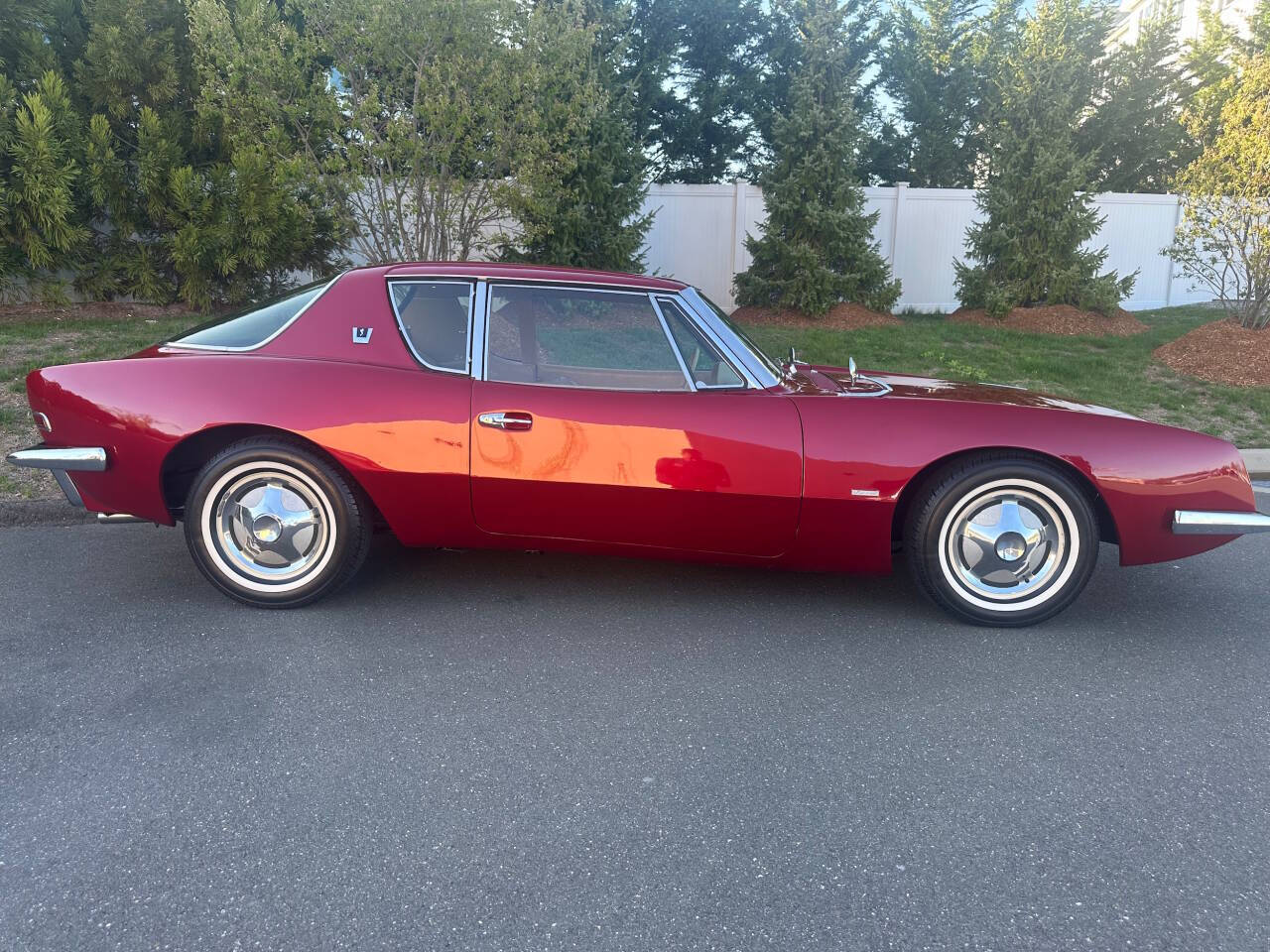 1963 Studebaker Avanti 8
