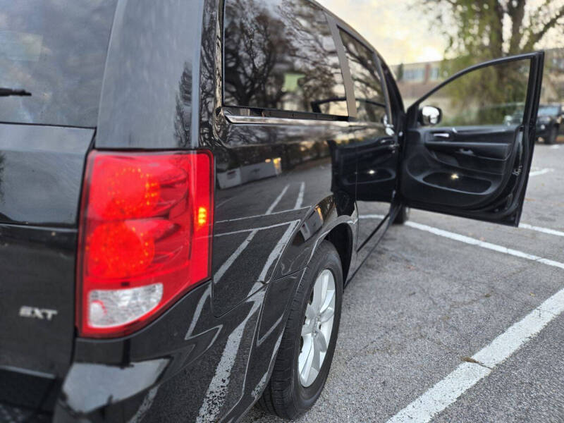 2019 Dodge Grand Caravan SXT 35th Anniversary Edition