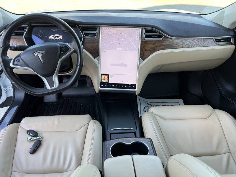 2017 Tesla Model S 75D