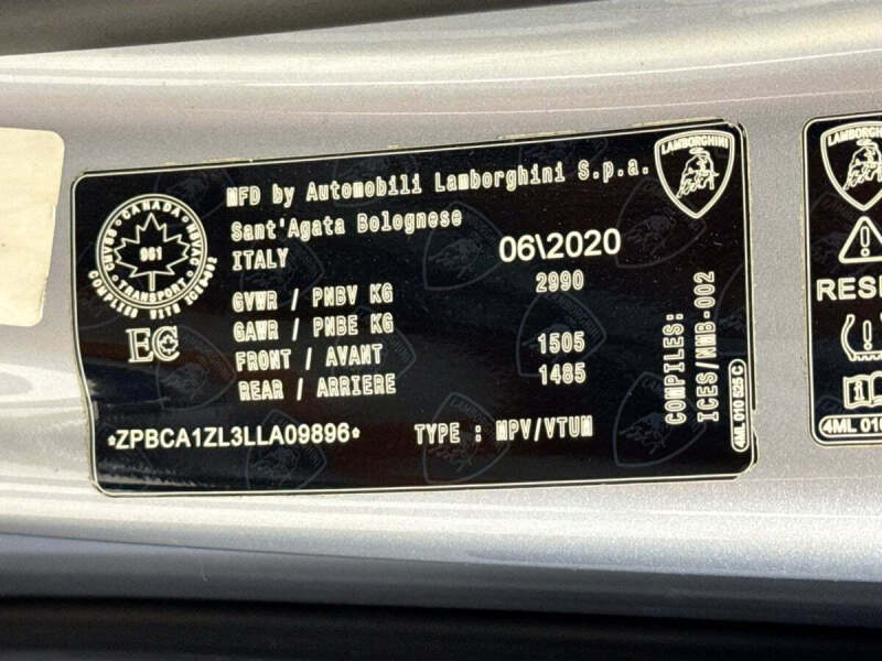 2020 Lamborghini Urus