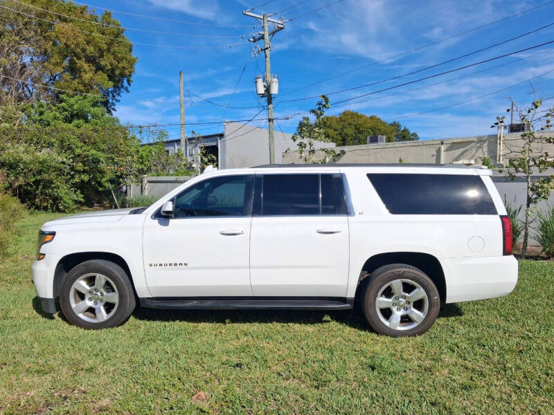 2015 Chevrolet Suburban LT