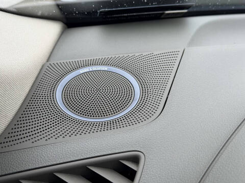 2011 Audi Q5 2.0T quattro Premium Plus