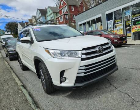 2018 Toyota Highlander for sale at Danilo Auto Sales in White Plains NY