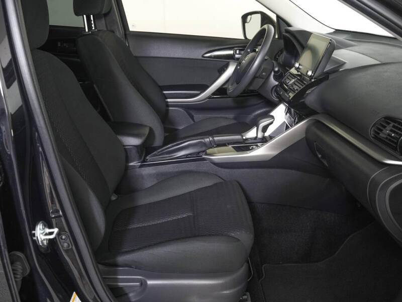 2025 Mitsubishi Eclipse Cross LE