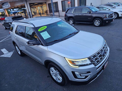2016 Ford Explorer XLT