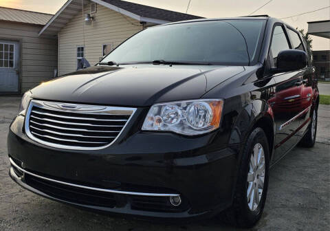 2014 Chrysler Town and Country for sale at Adan Auto Credit in Effingham IL